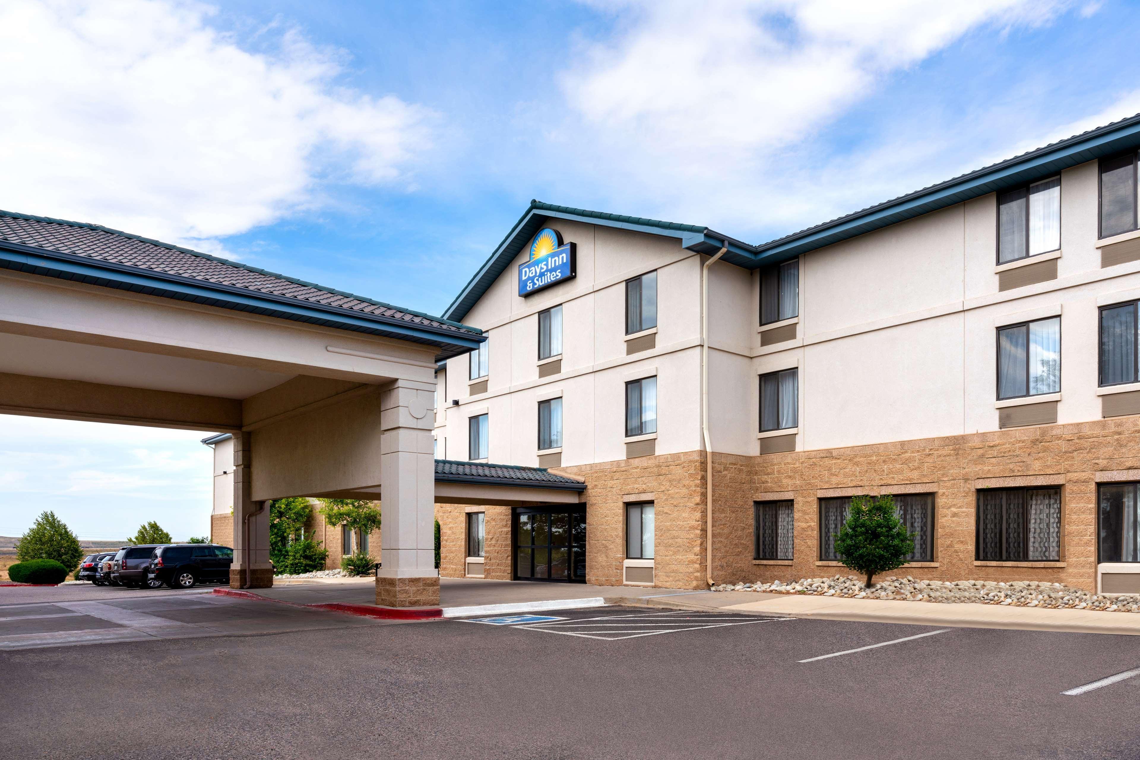 Days Inn & Suites By Wyndham Denver International Airport Luaran gambar