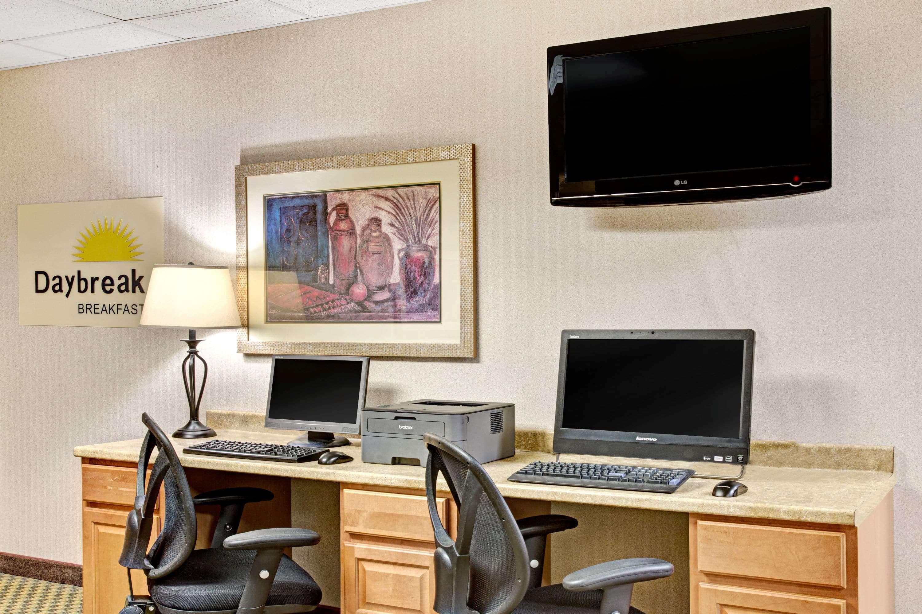 Days Inn & Suites By Wyndham Denver International Airport Luaran gambar
