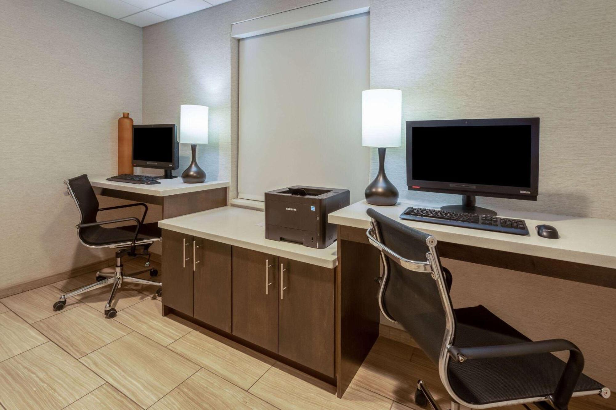 Days Inn & Suites By Wyndham Denver International Airport Luaran gambar