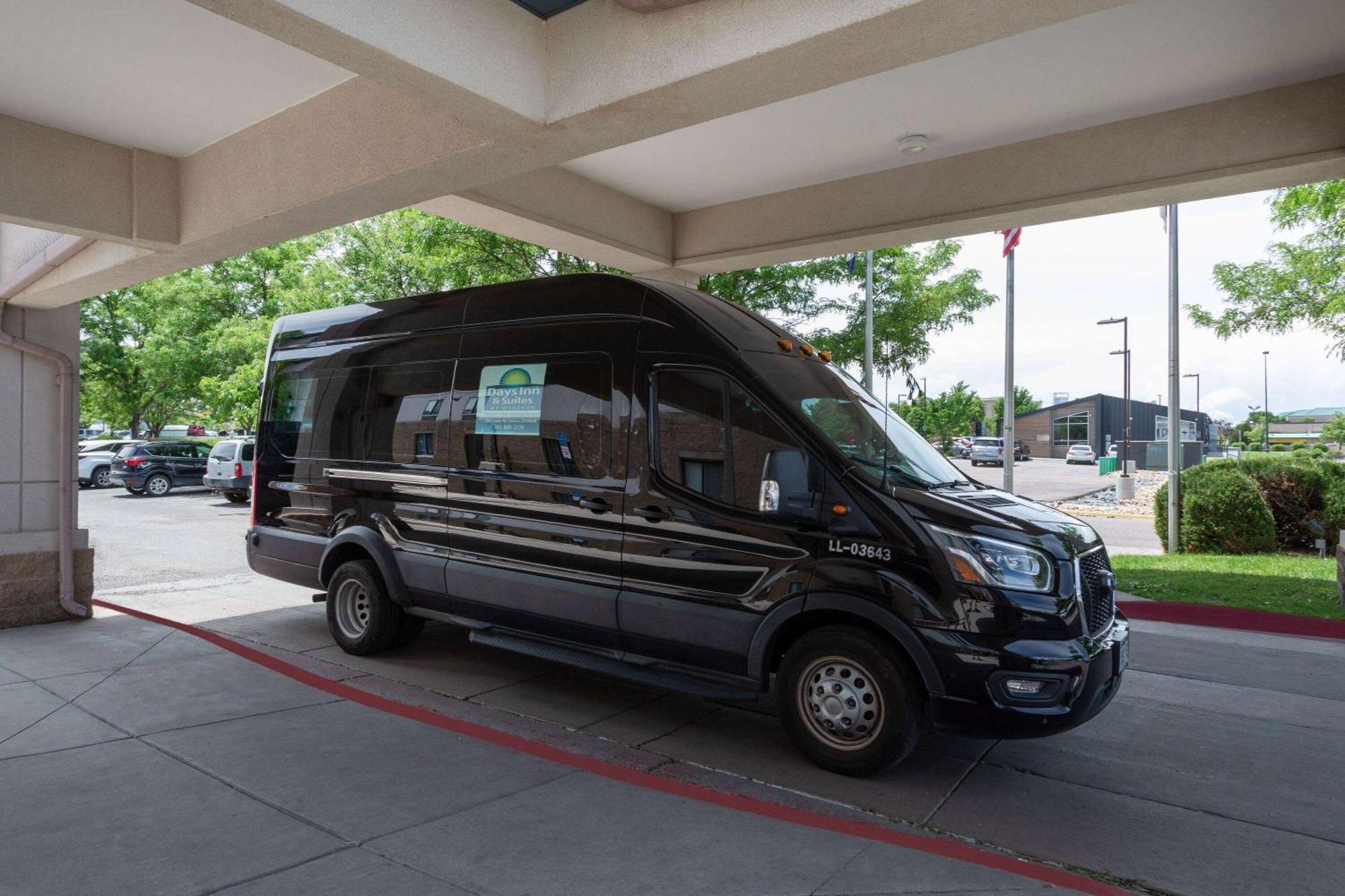 Days Inn & Suites By Wyndham Denver International Airport Luaran gambar