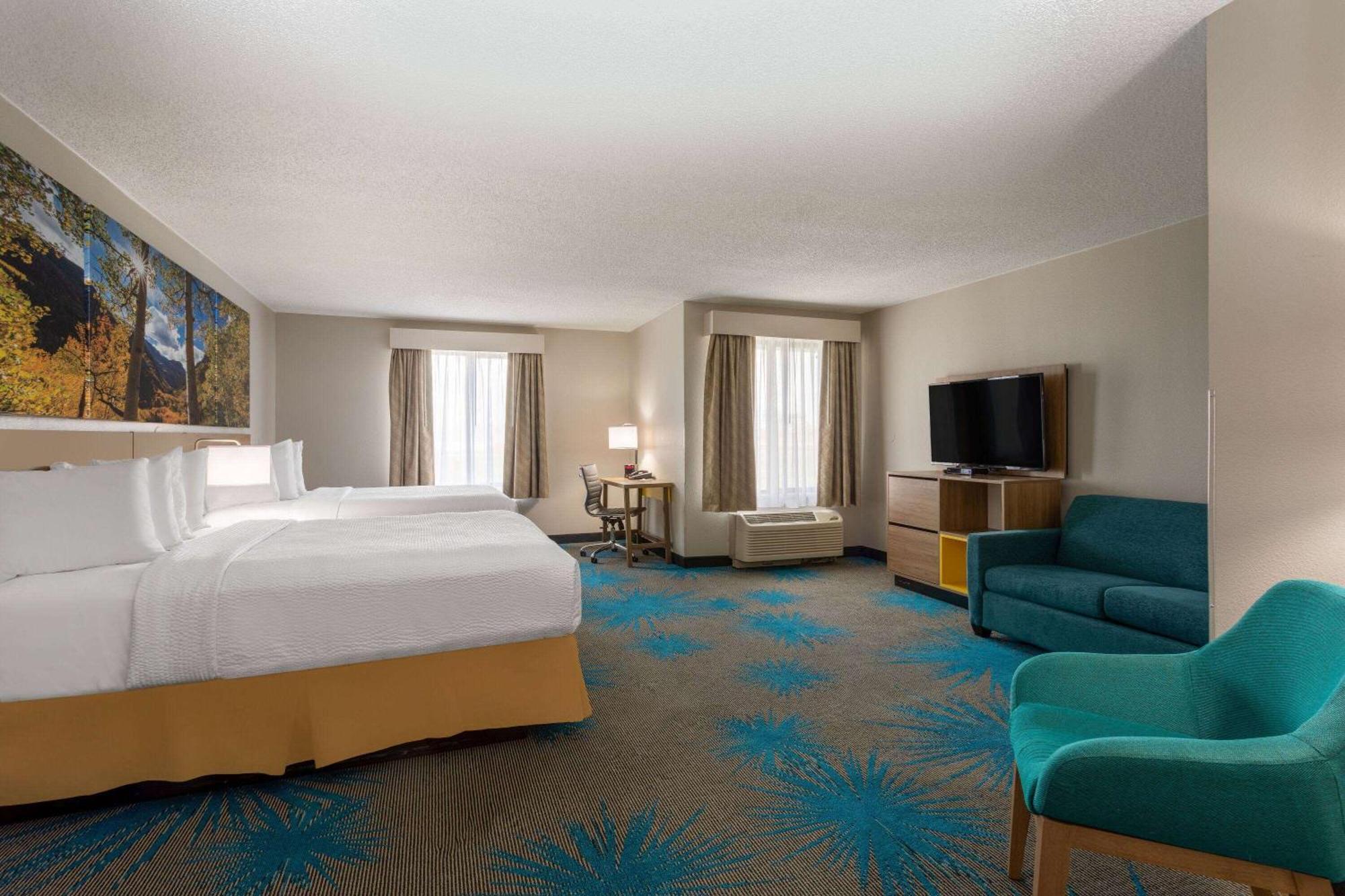 Days Inn & Suites By Wyndham Denver International Airport Luaran gambar