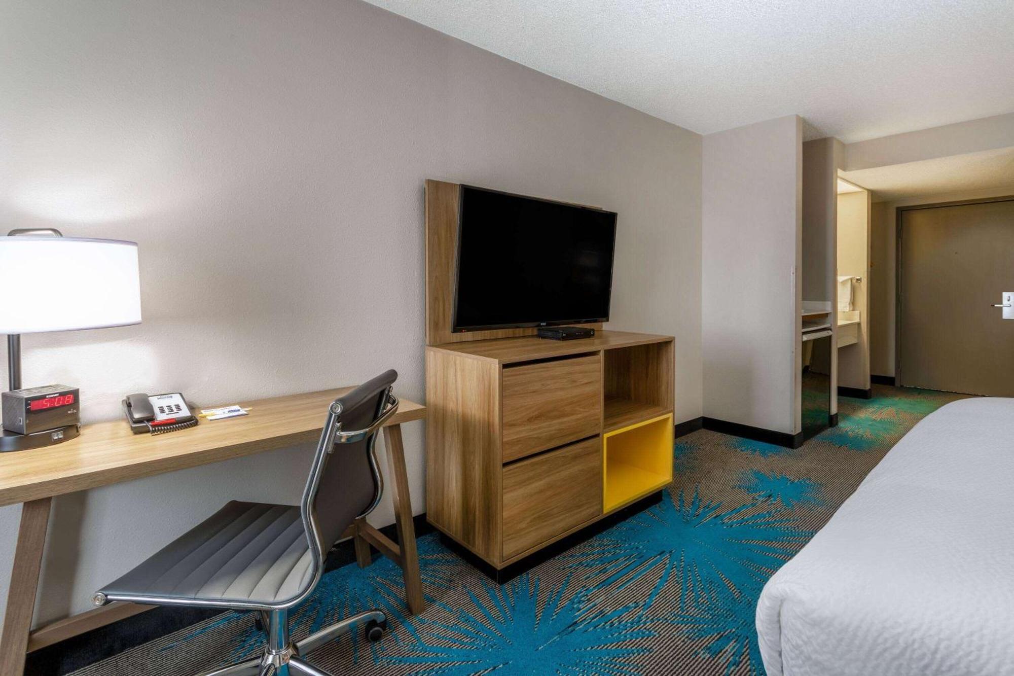 Days Inn & Suites By Wyndham Denver International Airport Luaran gambar