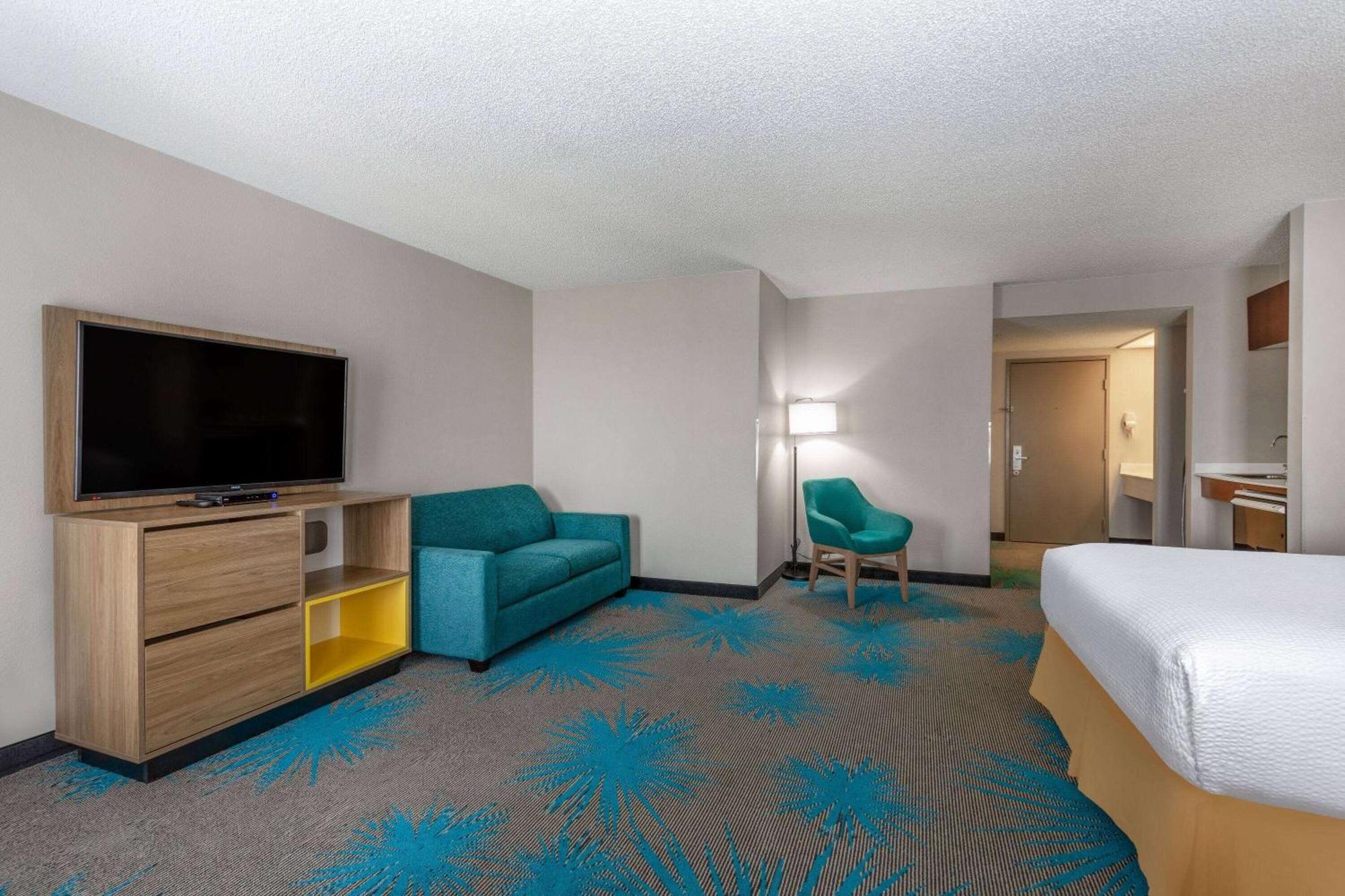 Days Inn & Suites By Wyndham Denver International Airport Luaran gambar