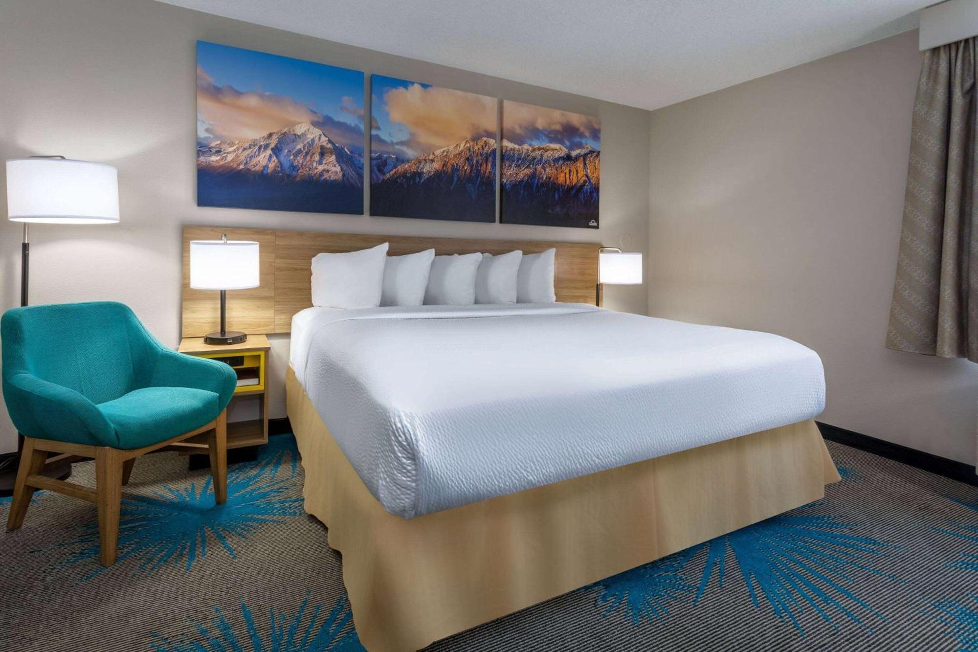 Days Inn & Suites By Wyndham Denver International Airport Luaran gambar