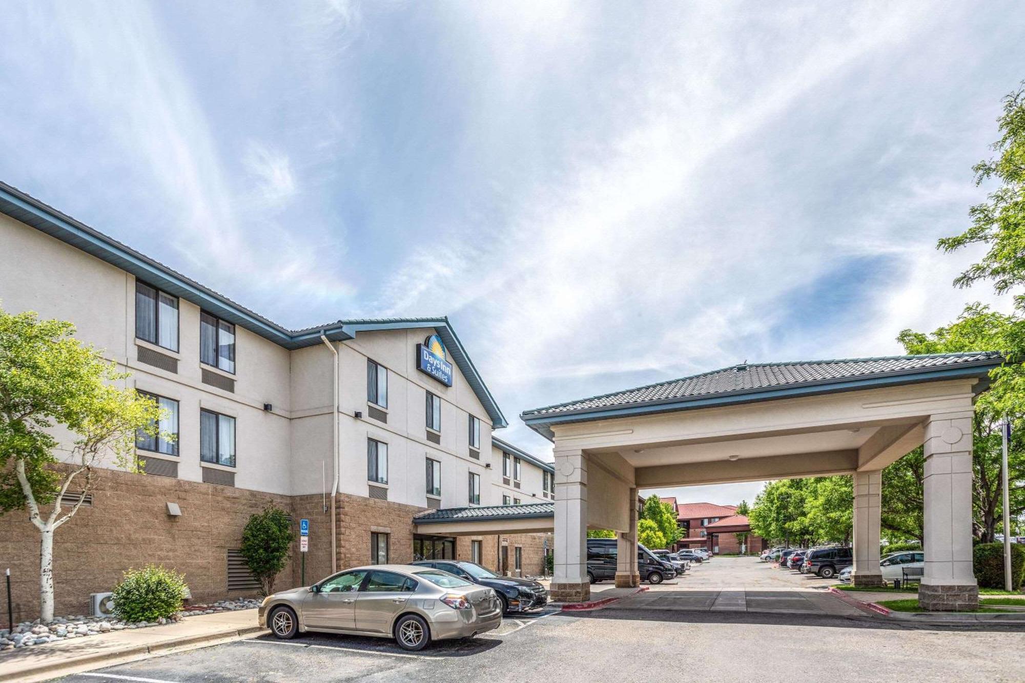 Days Inn & Suites By Wyndham Denver International Airport Luaran gambar