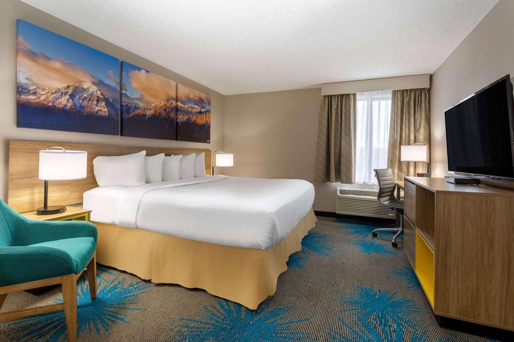 Days Inn & Suites By Wyndham Denver International Airport Luaran gambar