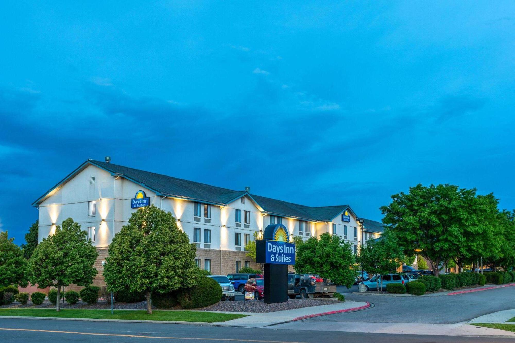 Days Inn & Suites By Wyndham Denver International Airport Luaran gambar