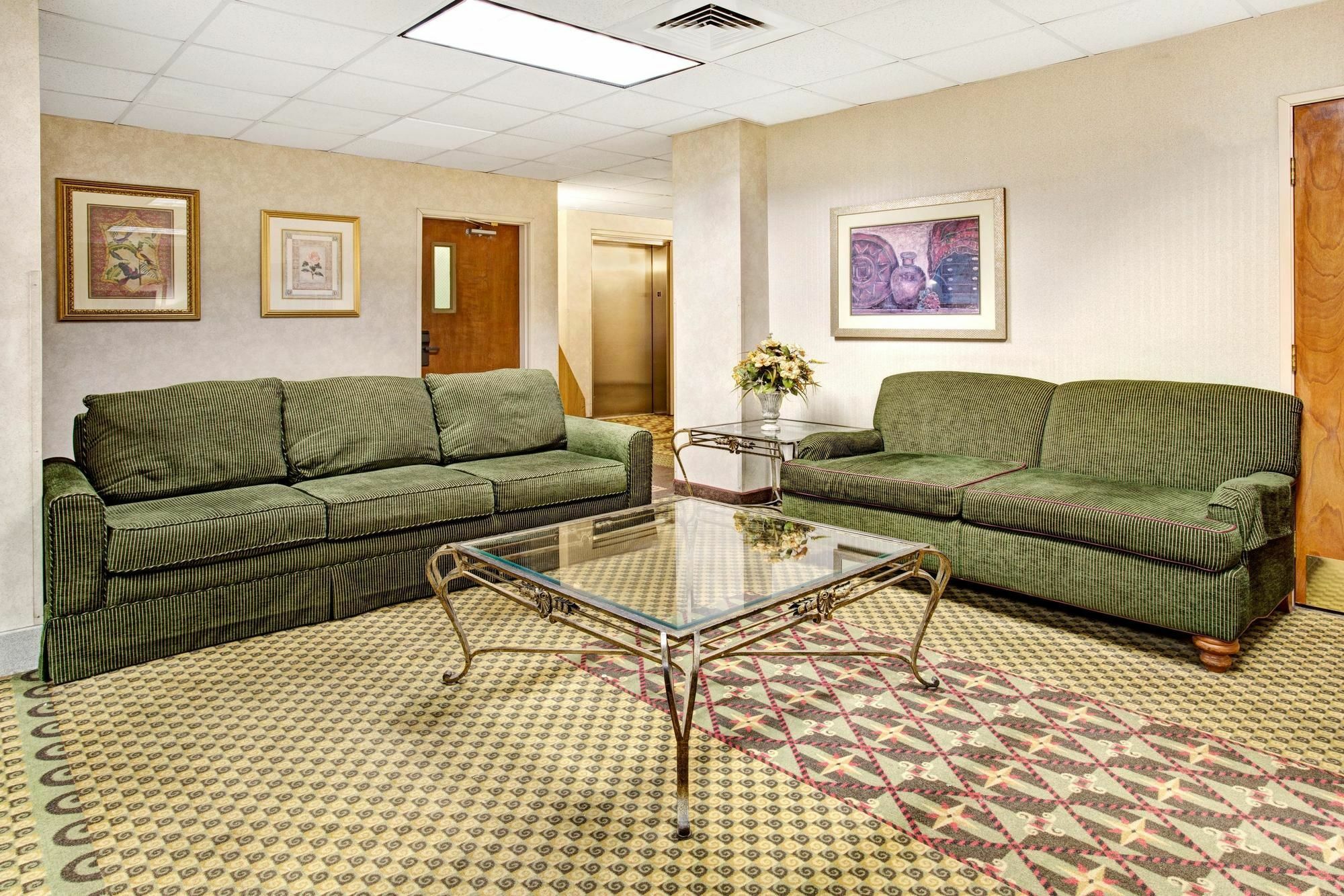 Days Inn & Suites By Wyndham Denver International Airport Luaran gambar